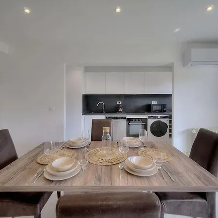 Apartment Immogroom - Ac - 1 Bedroom - Balcony - Renovated *